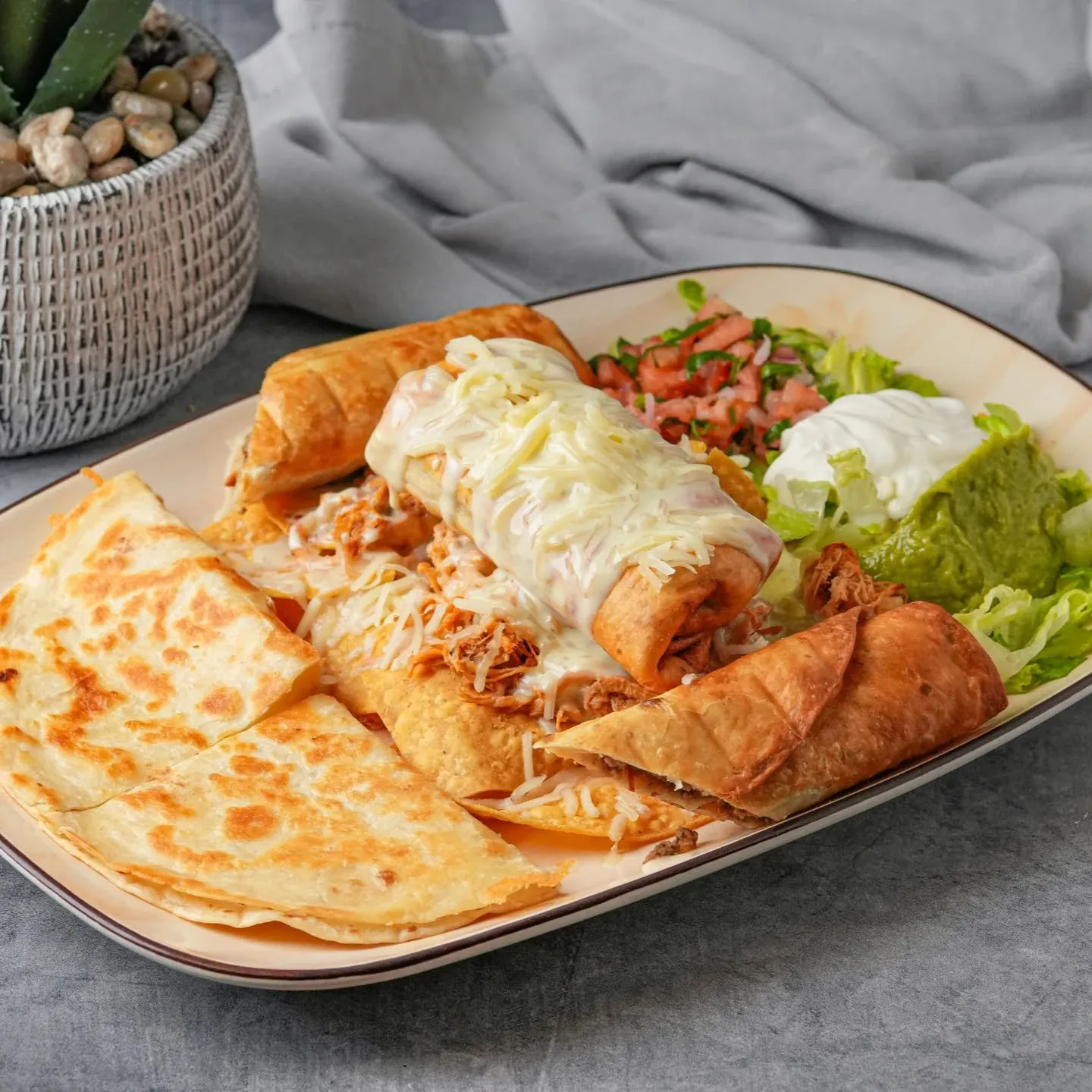 Salsas Sampler